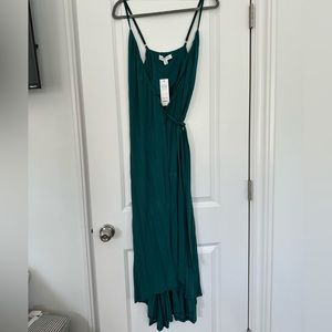 Sleeveless wrap dress